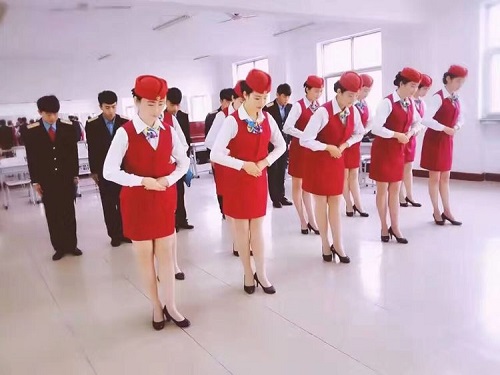 石家莊東華鐵路學校高鐵乘務專業