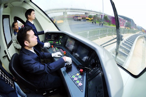 初次申請鐵路機車司機有哪些規定